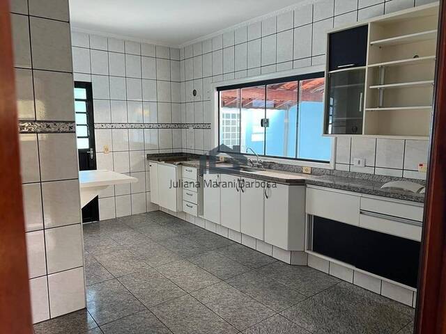 #24 - Casa para Venda em Poços de Caldas - MG - 2