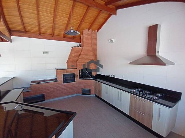 #83 - Casa para Venda em Poços de Caldas - MG - 1