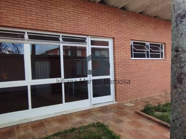 #140 - Casa para Venda em Poços de Caldas - MG - 1