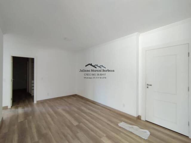 Apartamento para Venda em Poços de Caldas - 2