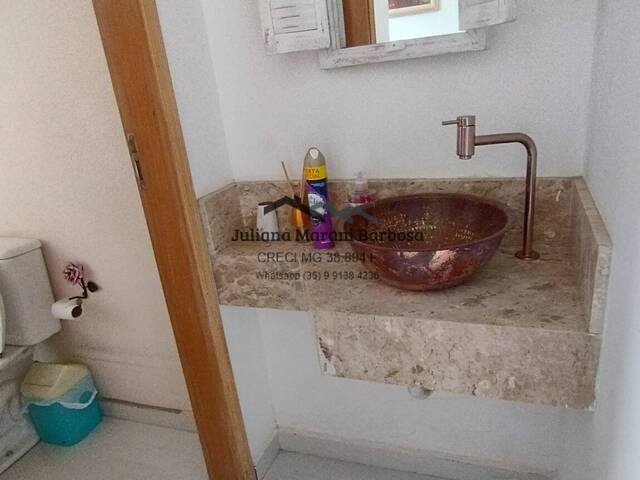 Casa para Venda em Poços de Caldas - 3