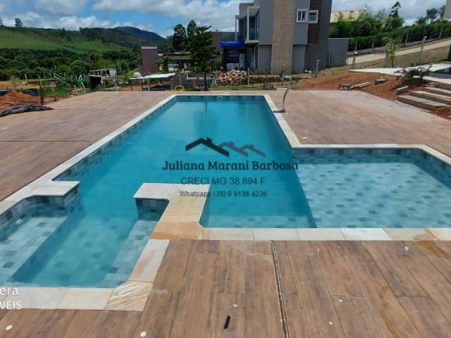 #235 - Casa para Venda em Poços de Caldas - MG