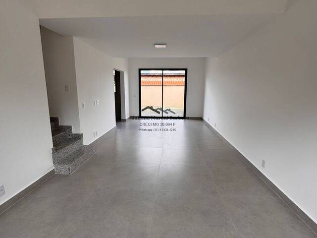 #258 - Casa para Venda em Poços de Caldas - MG - 3